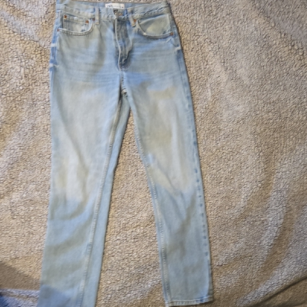 Zara Blue Straight Leg Jeans Timeless Style